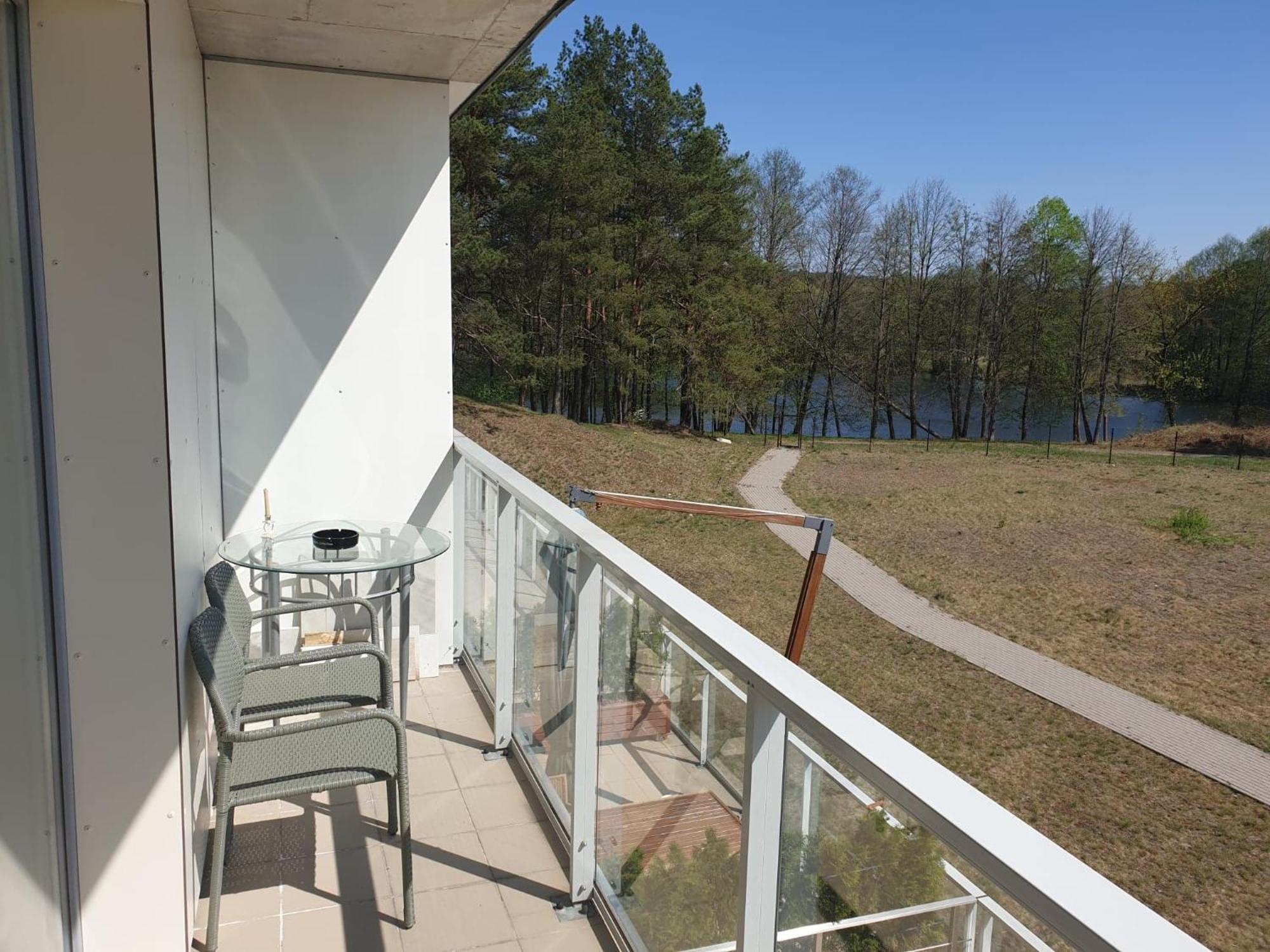 דרוסקינינקאי Garden Studio By The Lake With Air-Con And Infrasauna מראה חיצוני תמונה